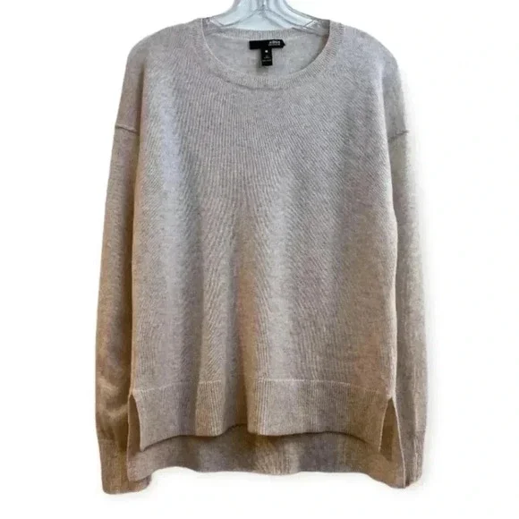 Aqua Women’s 100% Cashmere Classic Cream Crew Neck Sweater Small - Picture 5 of 8